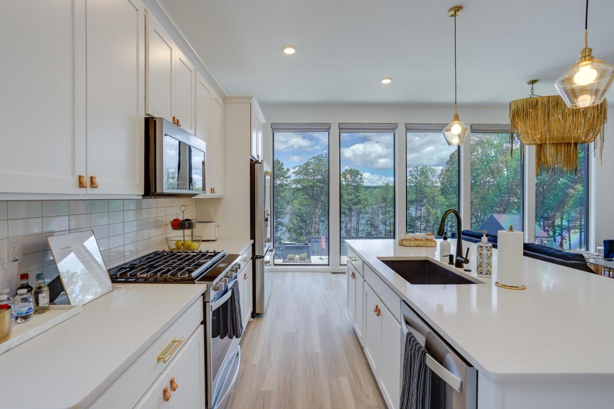 Modern And Luxe Lake Arrowhead Villa Near Marina! Canton Exterior photo